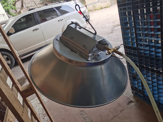 Round Type Infrared Poultry Brooder Heater CE Certified For 1500 Chicks